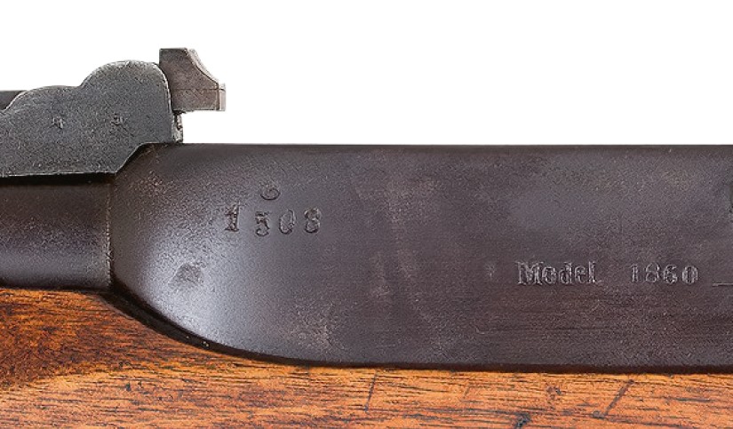 Serienummer 1308 slått inn på venstre sideskinne